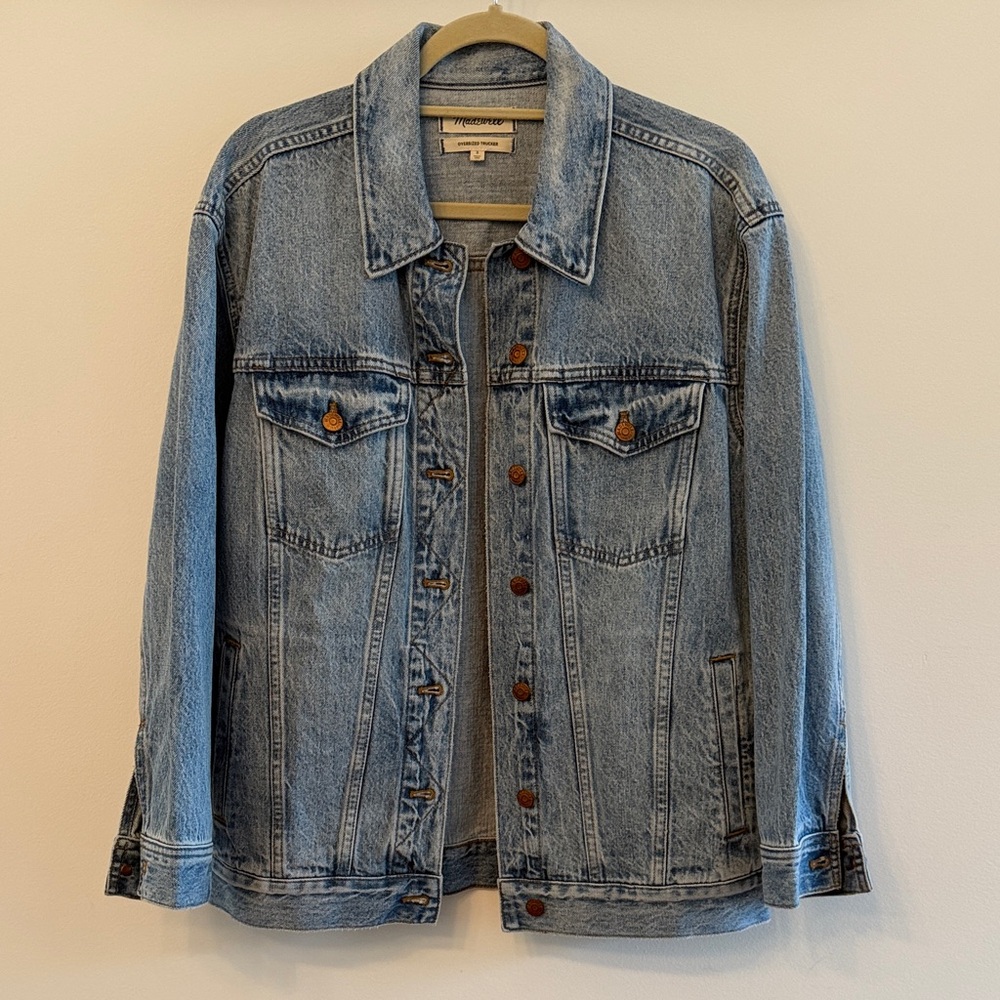 Madewell Oversized Trucker Jean Jacket - Picture 2 of 4